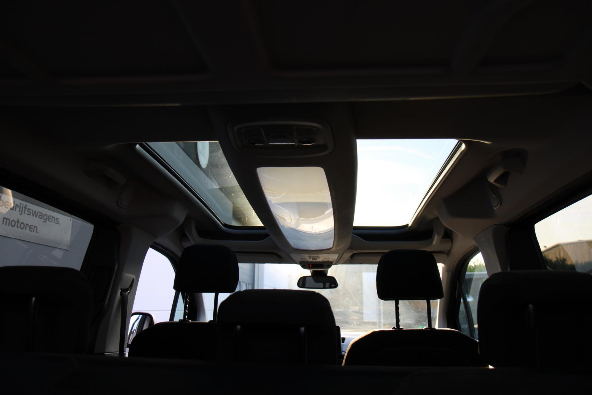 44634914-48.jpg