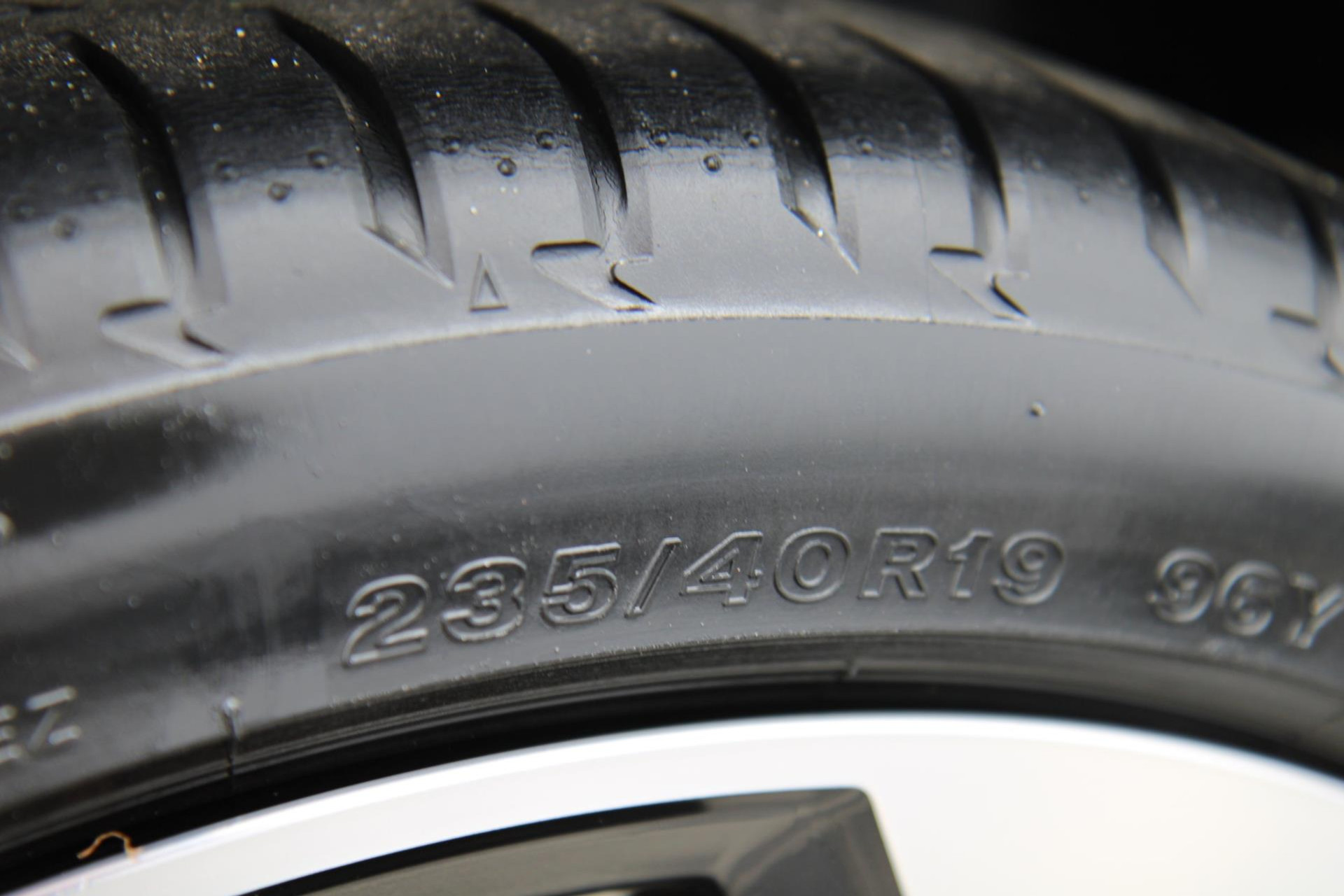 44709950-77.jpg