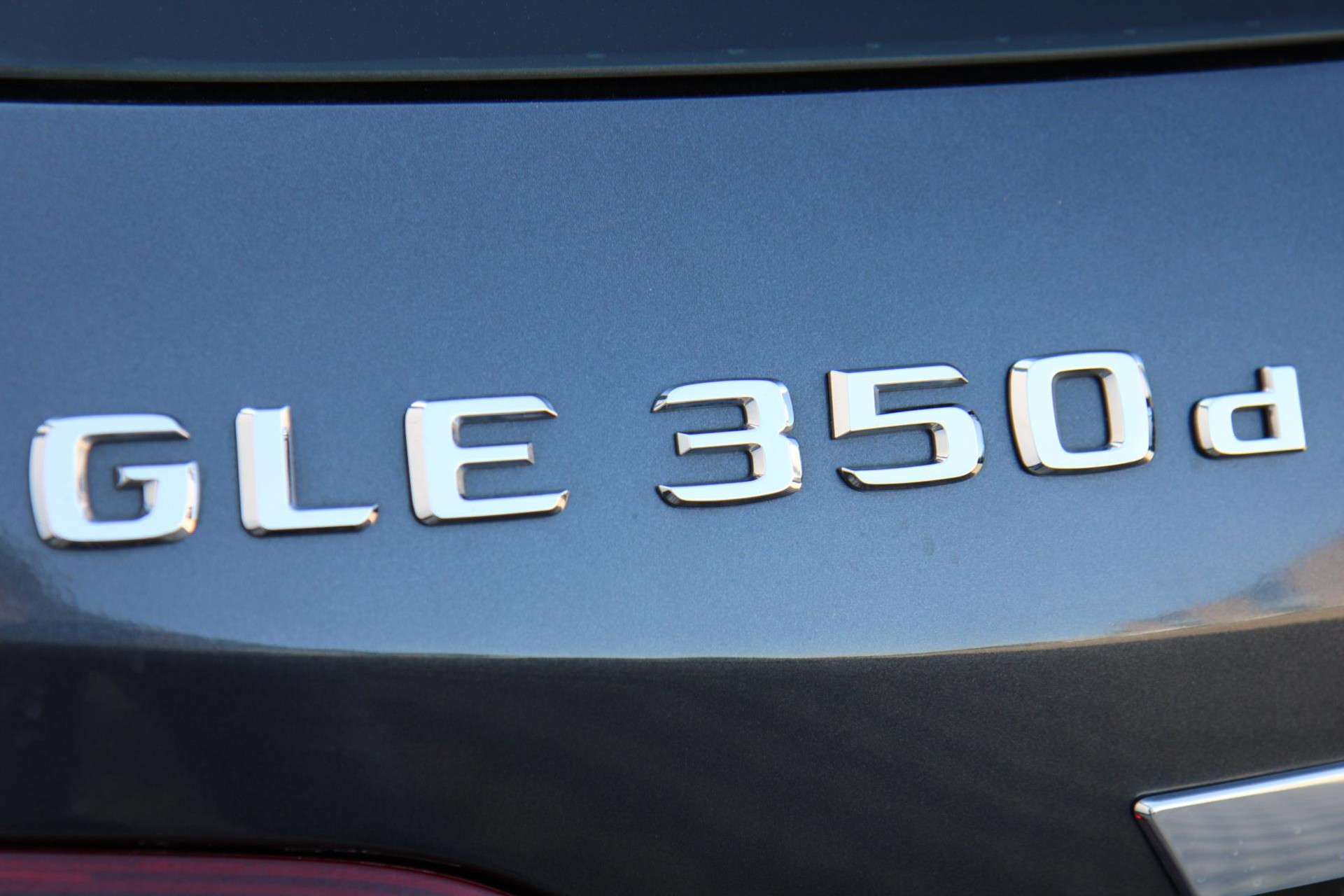 44948727-49.jpg