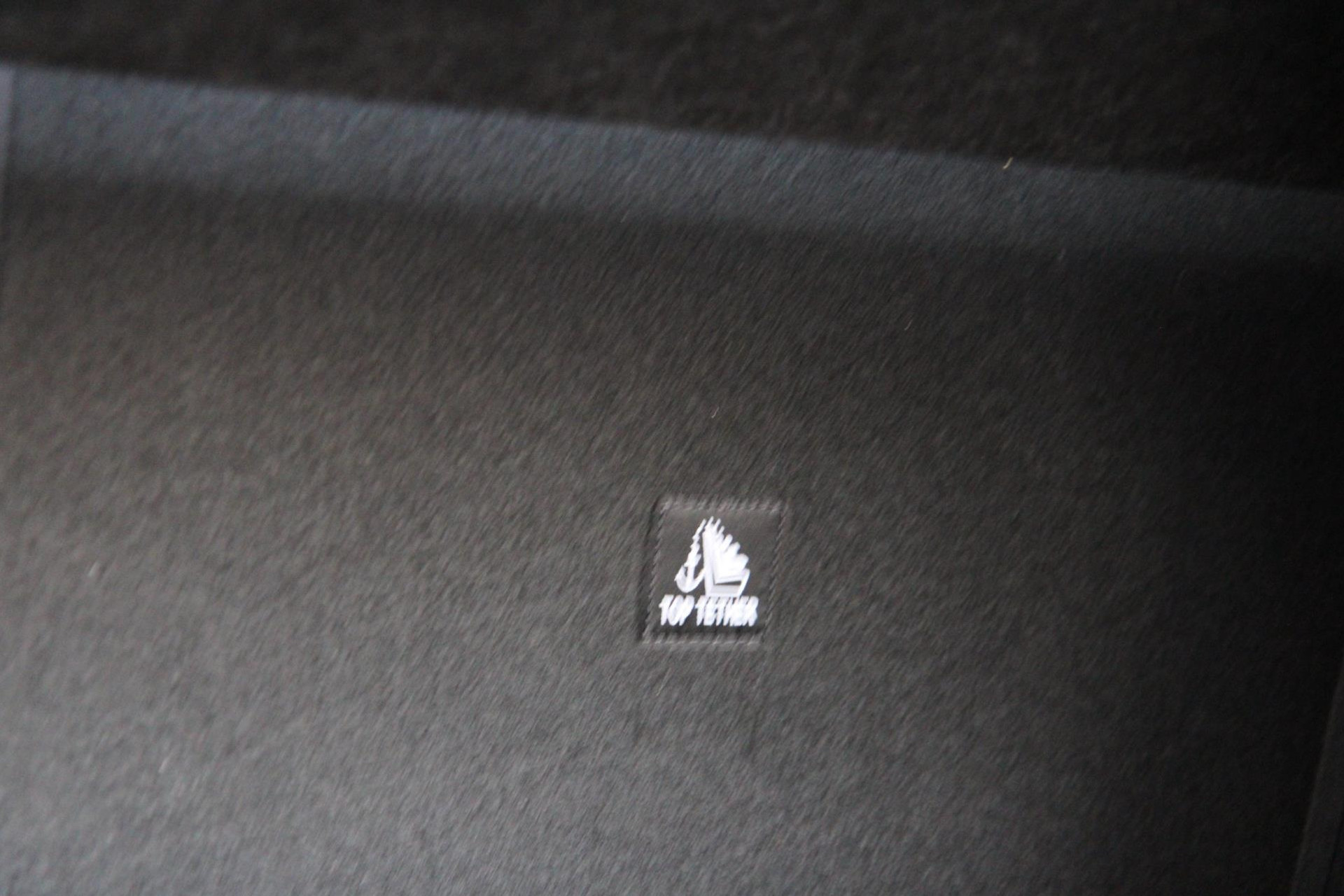44950195-55.jpg