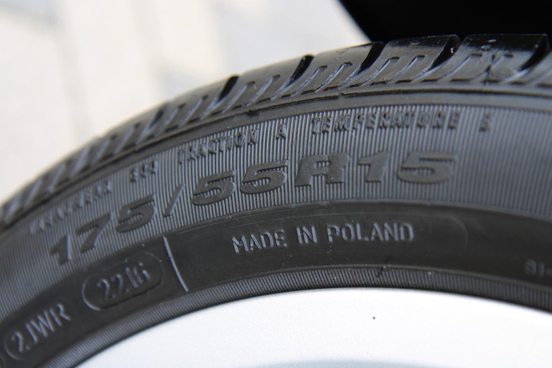 44992312-43.jpg