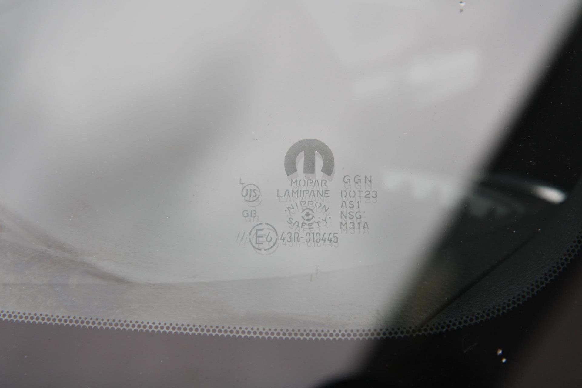45066733-31.jpg