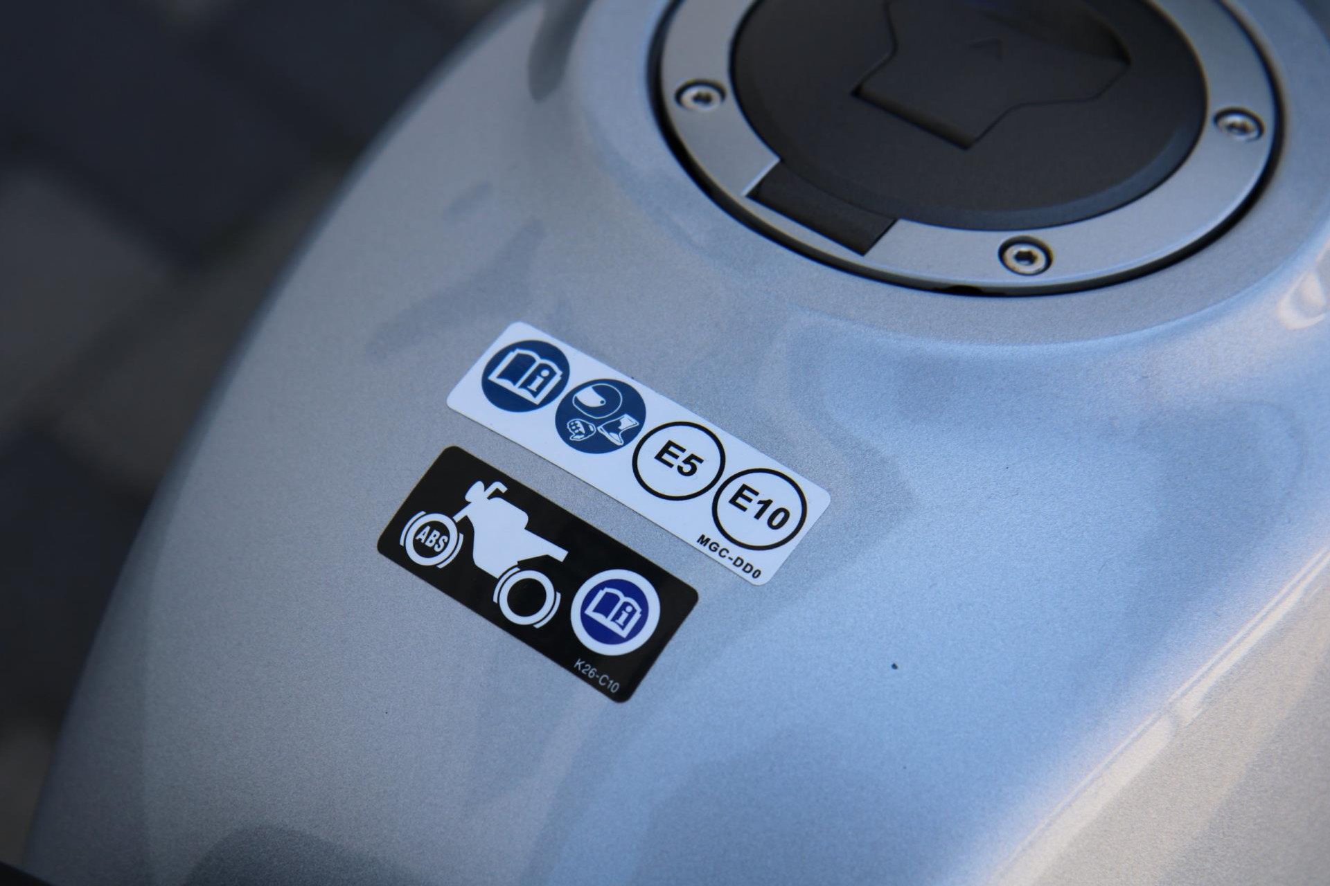 45310855-14.jpg
