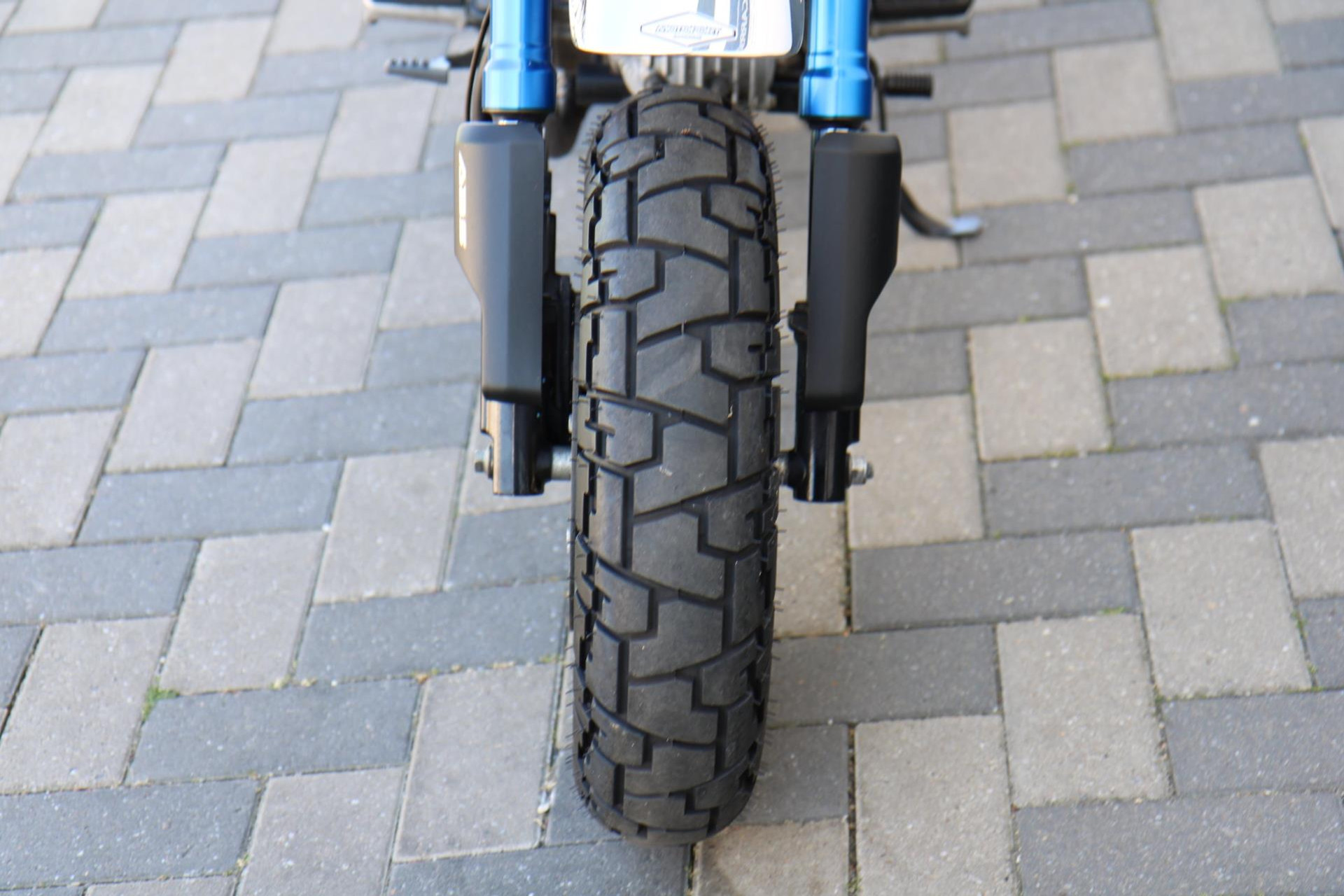 45310855-26.jpg