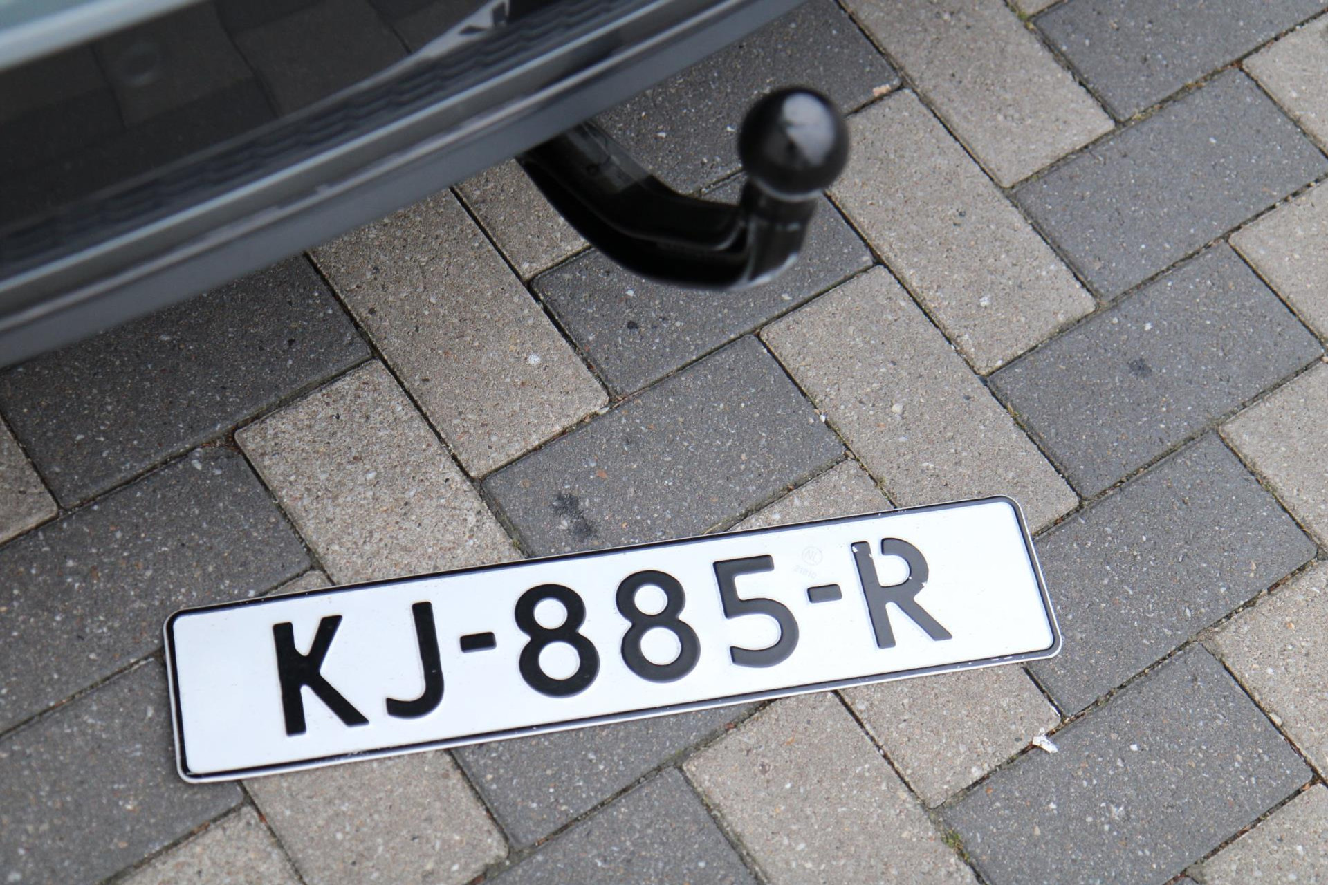 45364956-57.jpg