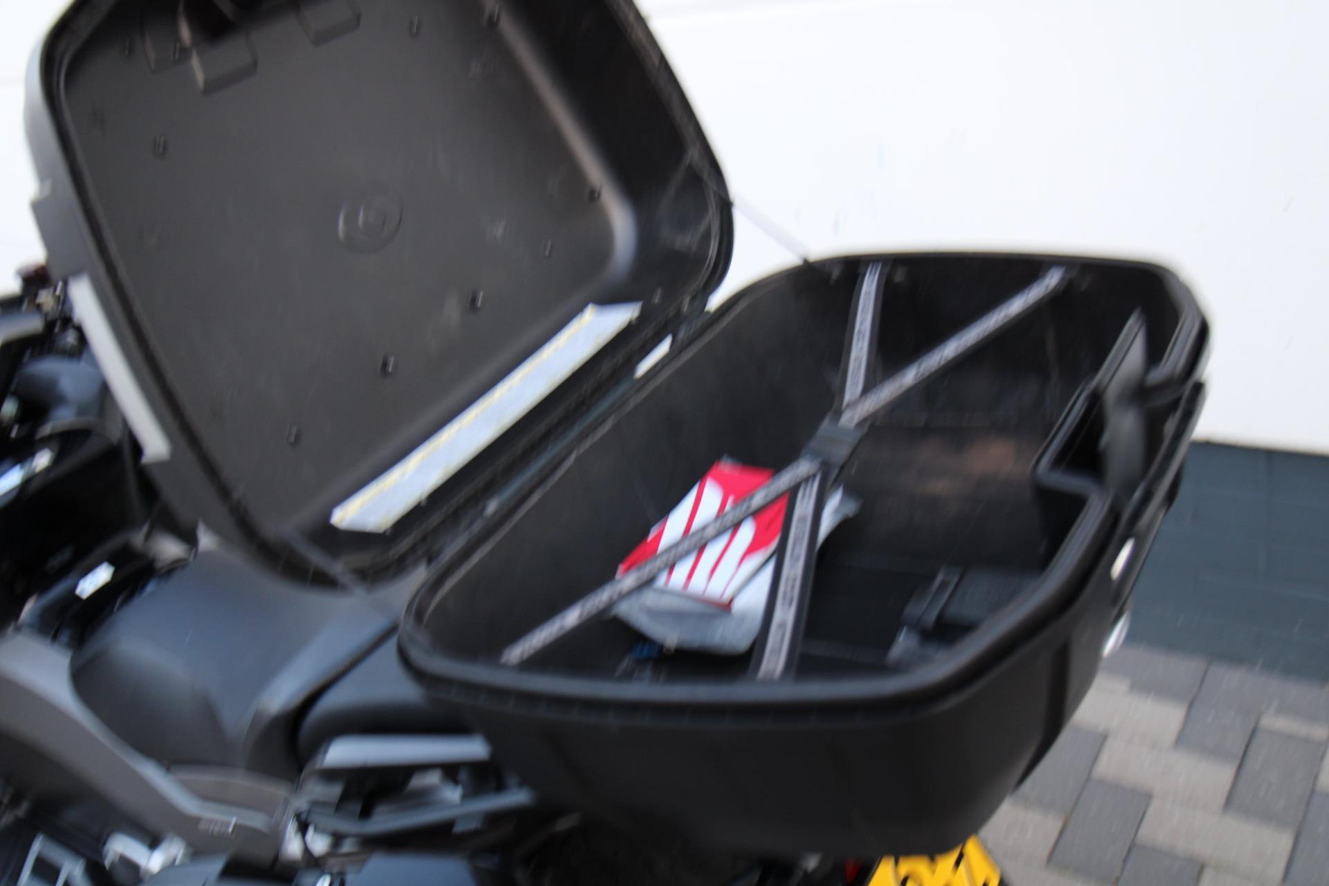 45669795-54.jpg