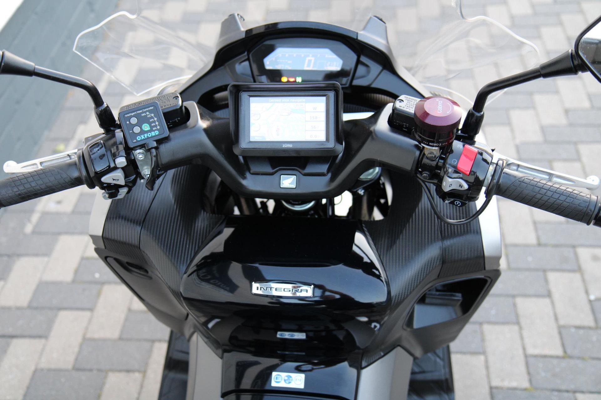 45669795-7.jpg