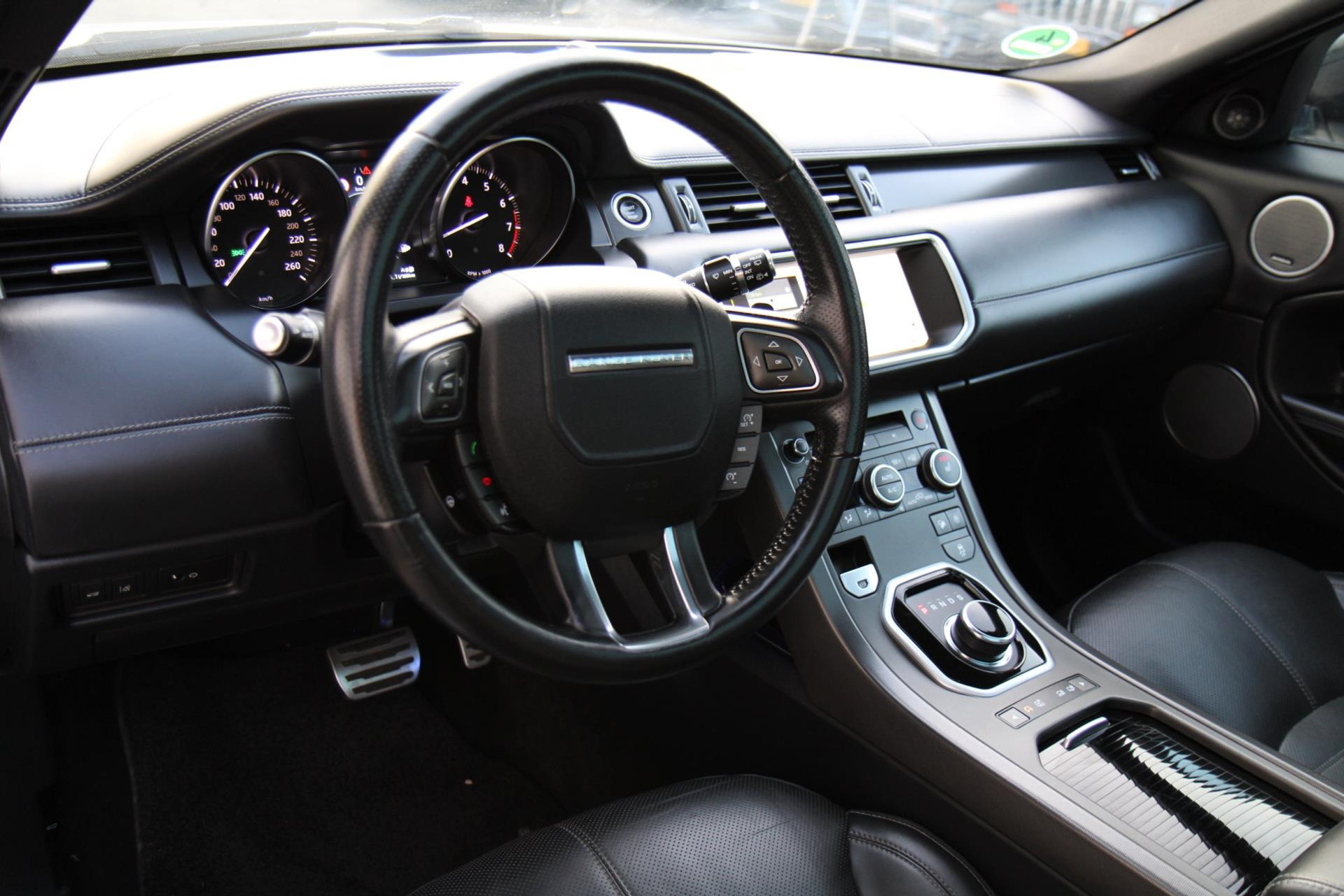 45820093-18.jpg
