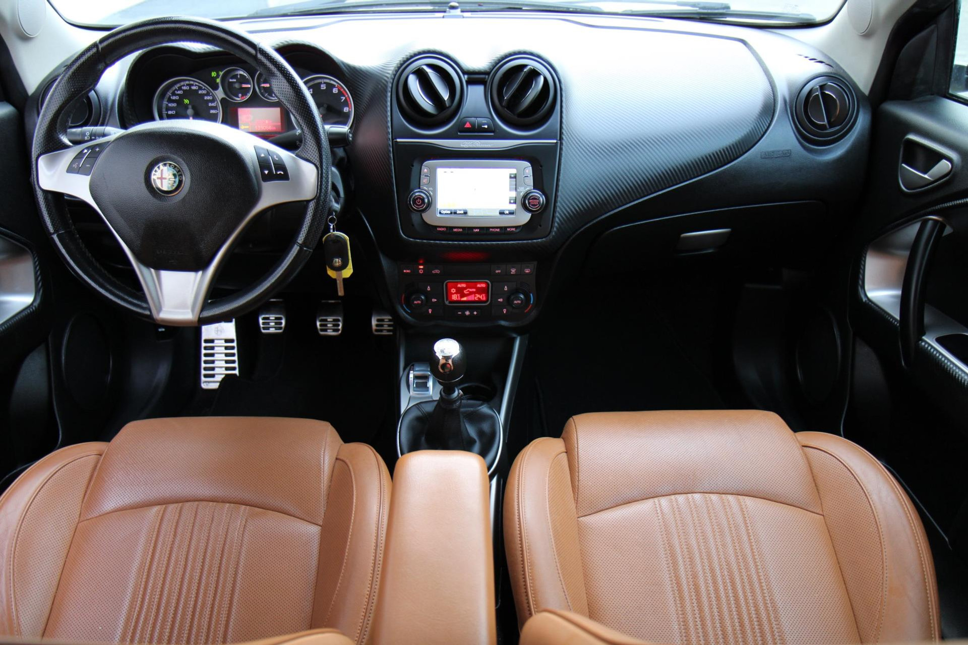 45899624-11.jpg