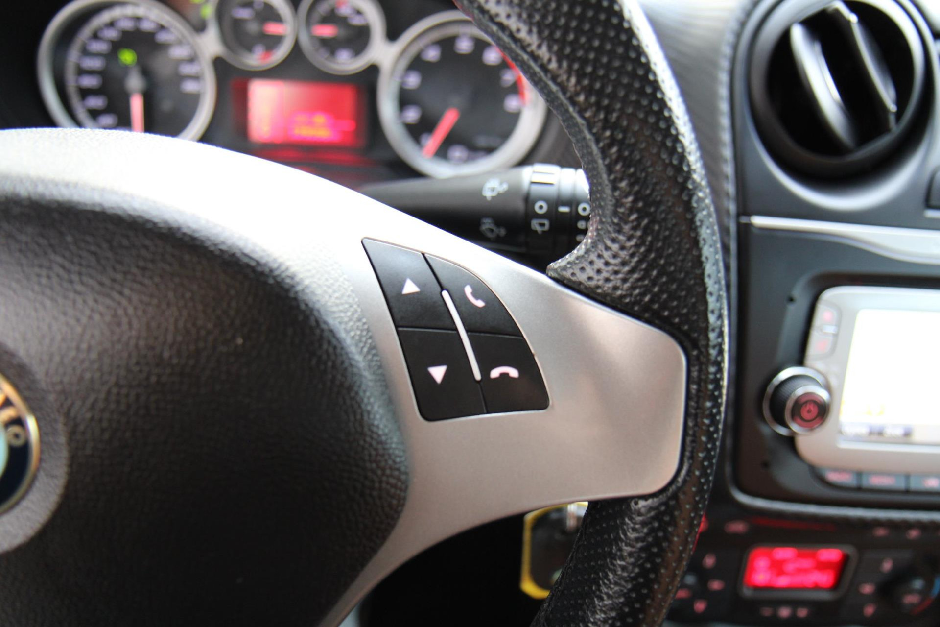 45899624-15.jpg