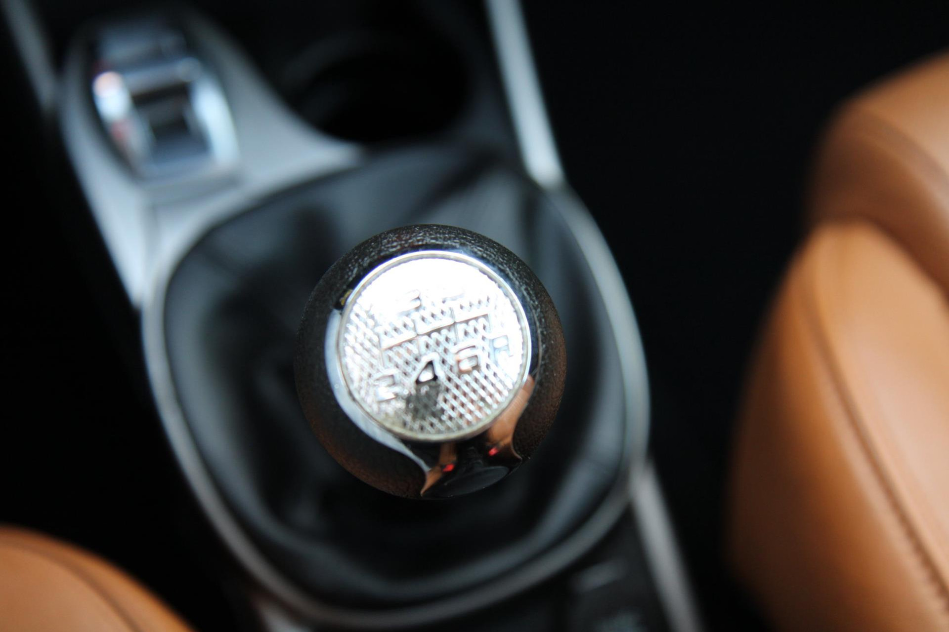 45899624-26.jpg