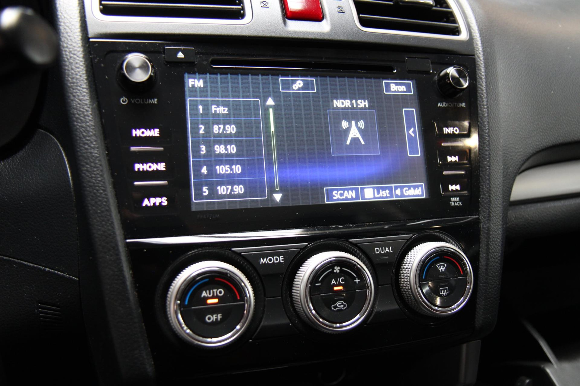 45945022-22.jpg