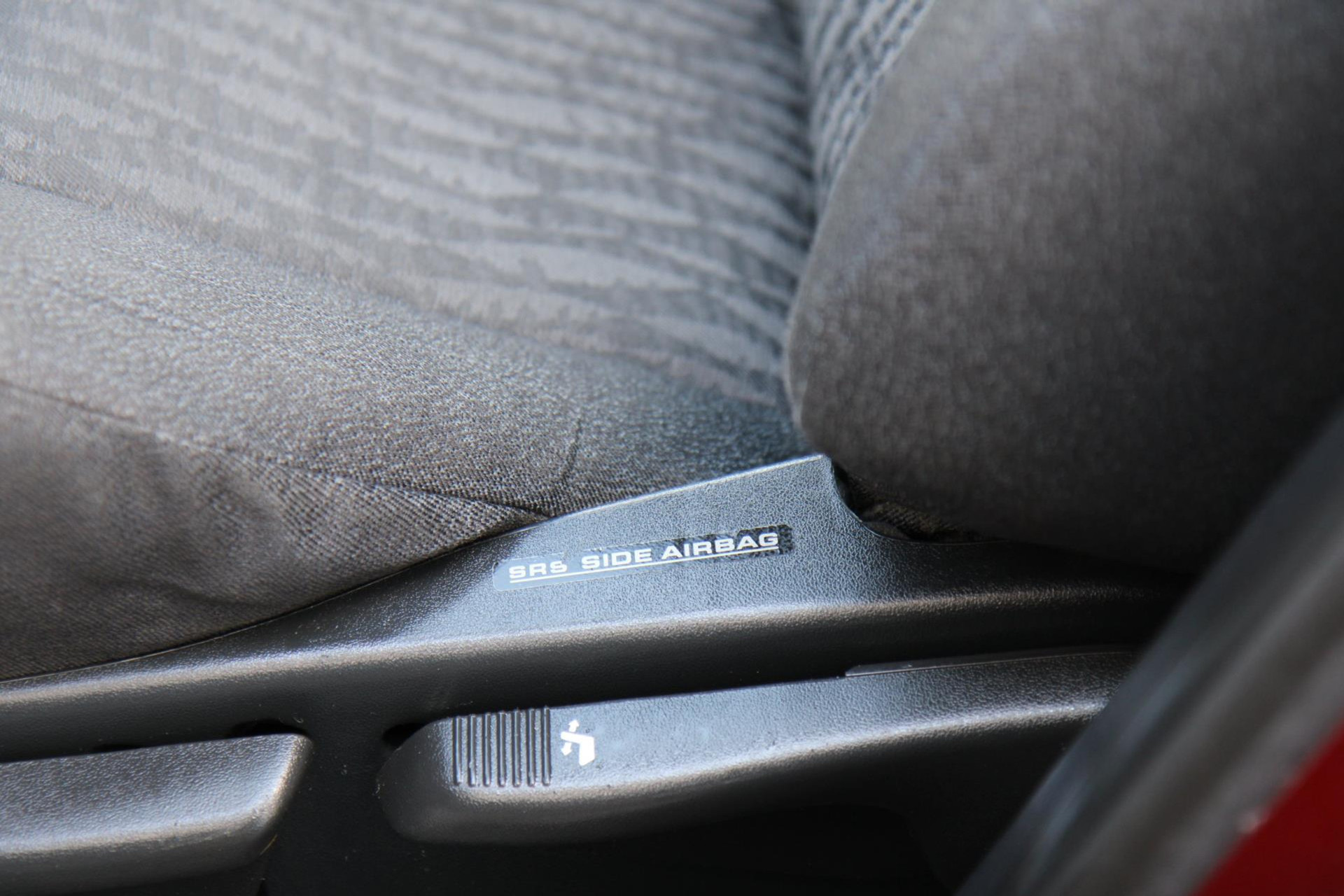 46129811-22.jpg
