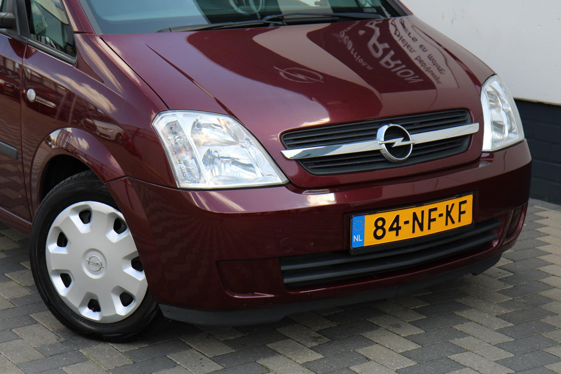 46135064-49.jpg