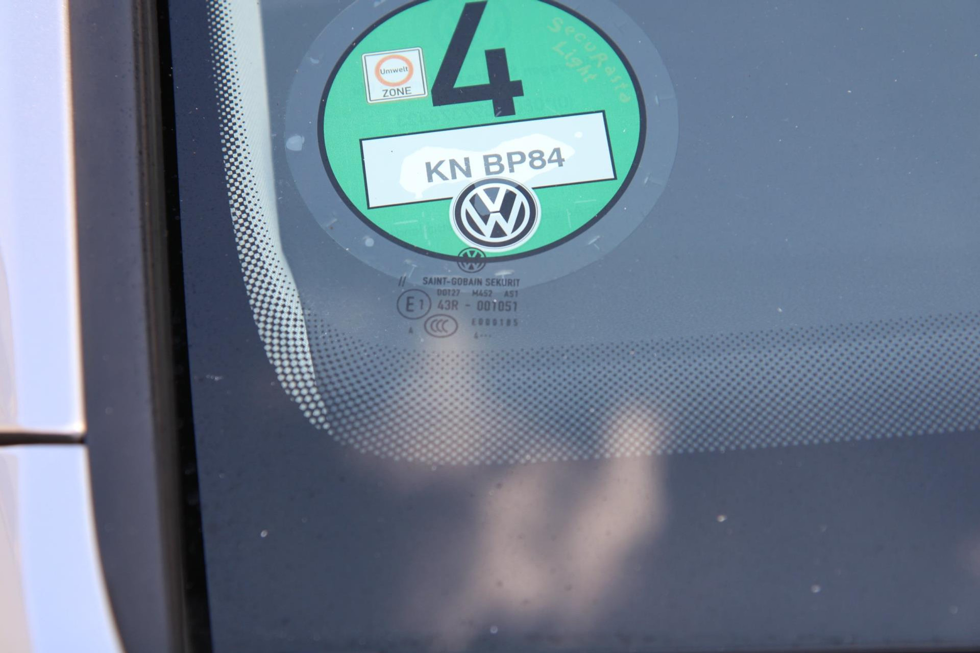 46482699-32.jpg