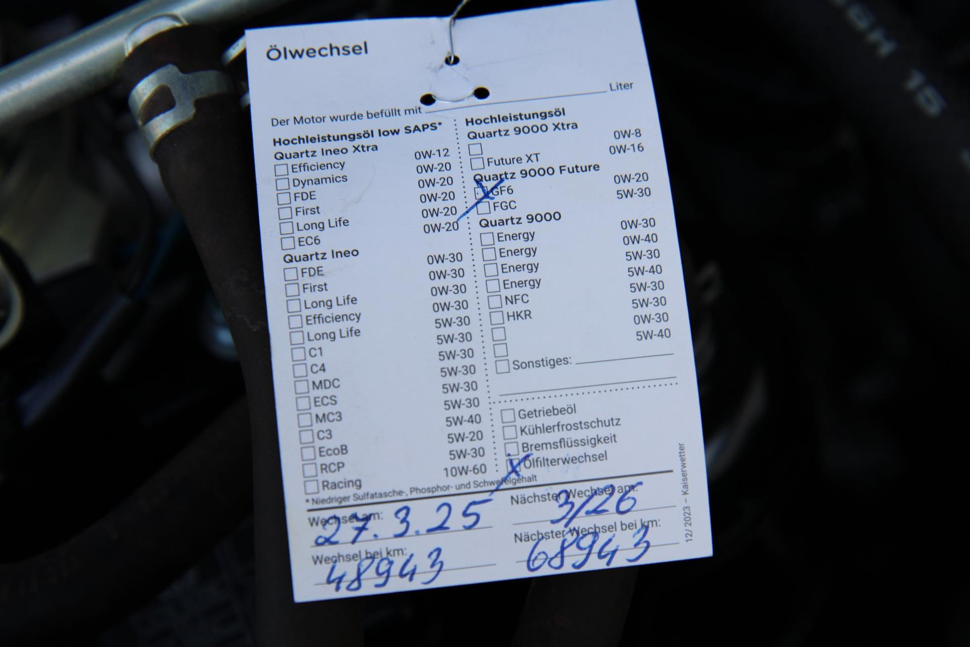 47134421-46.jpg