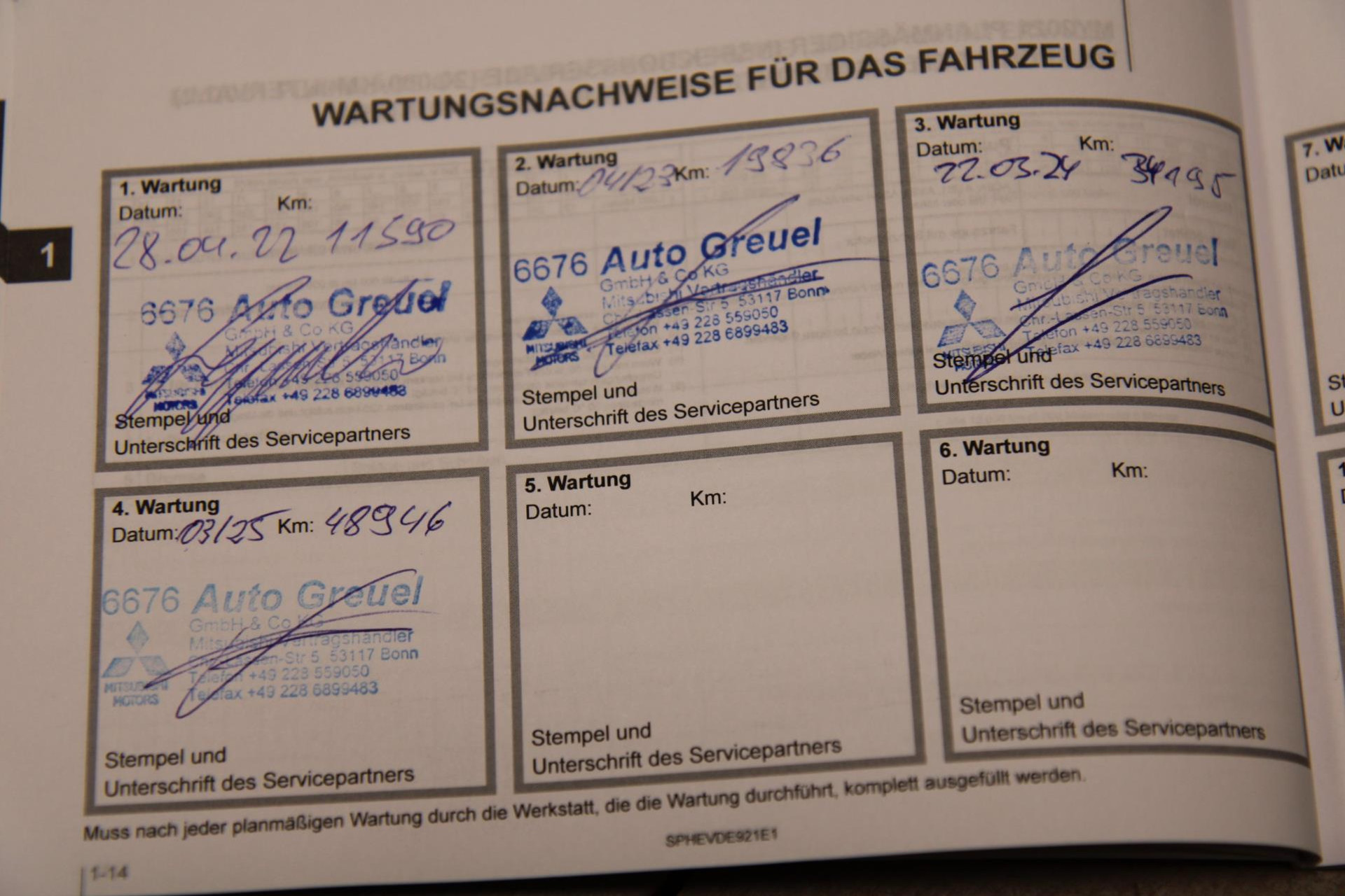 47134421-64.jpg