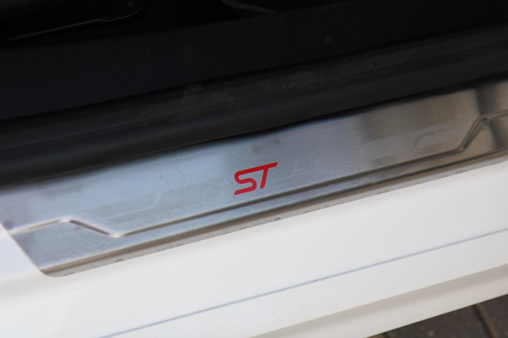 47227040-57.jpg