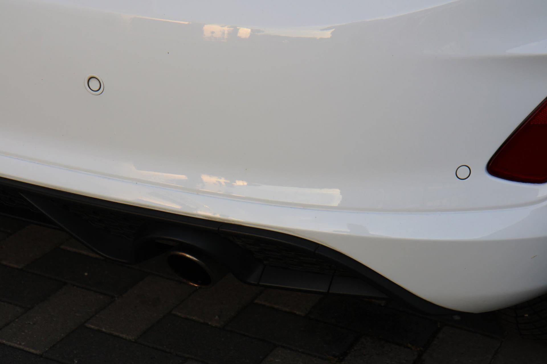 47227040-74.jpg