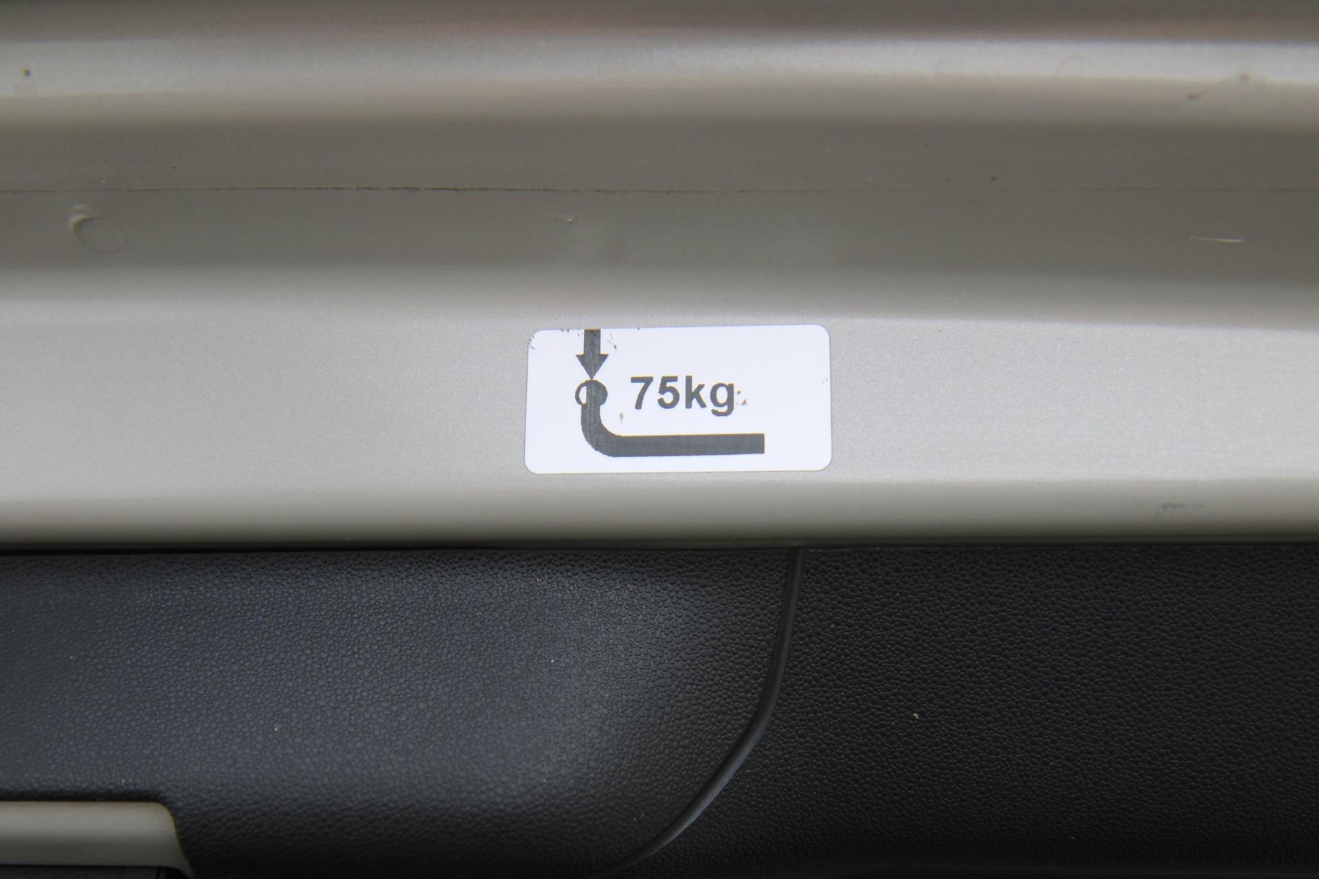 47236050-45.jpg