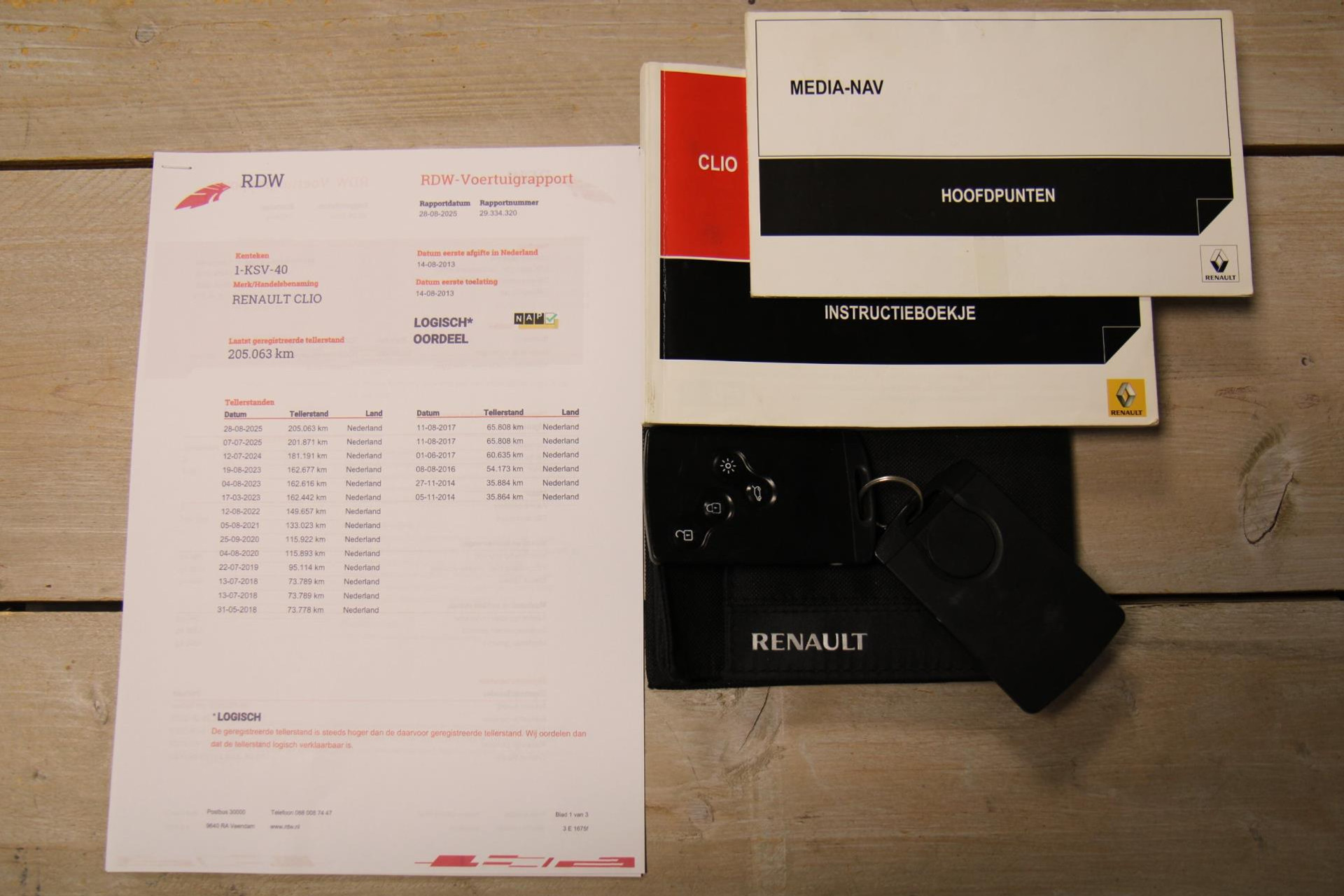 47261185-29.jpg
