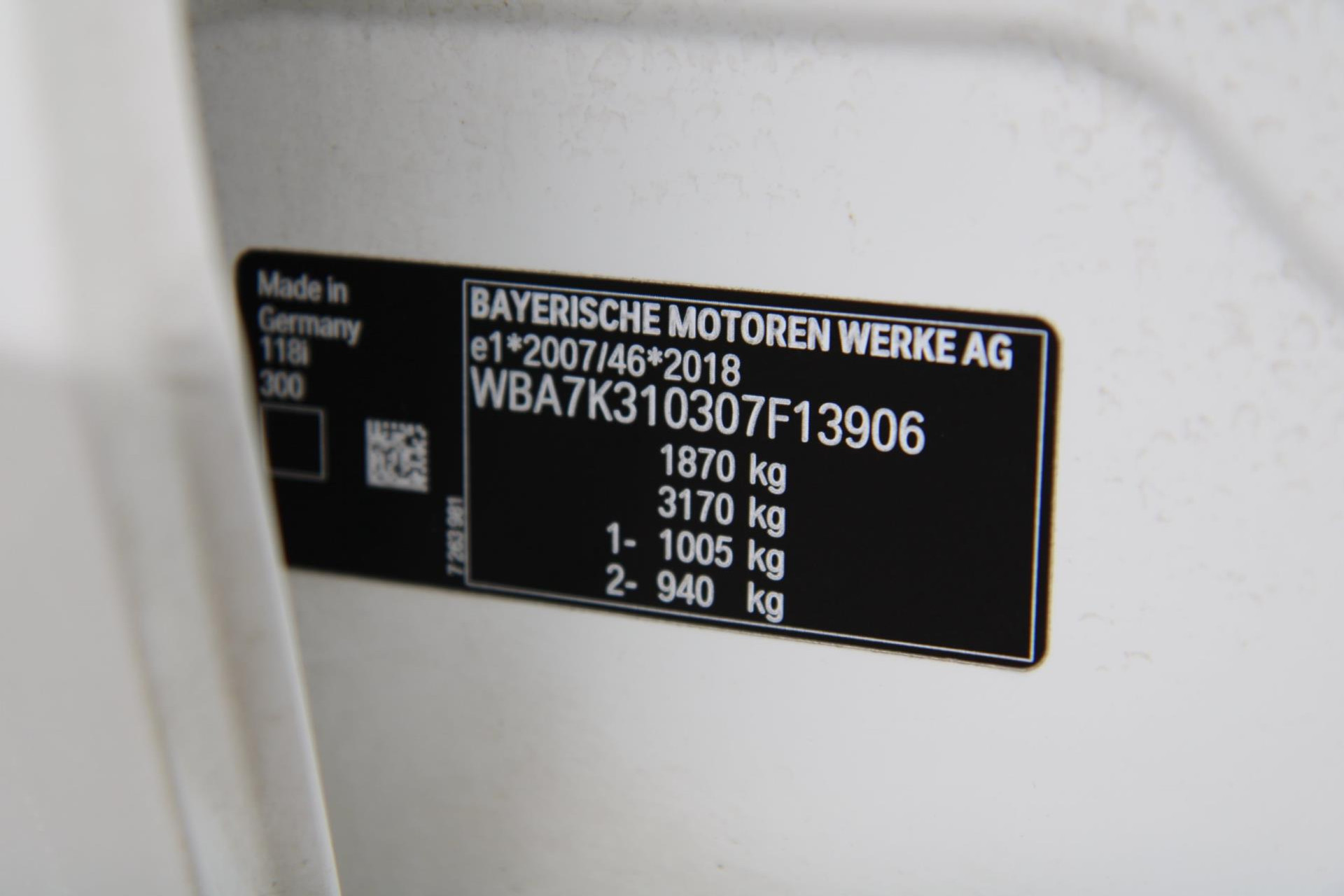 47380168-47.jpg