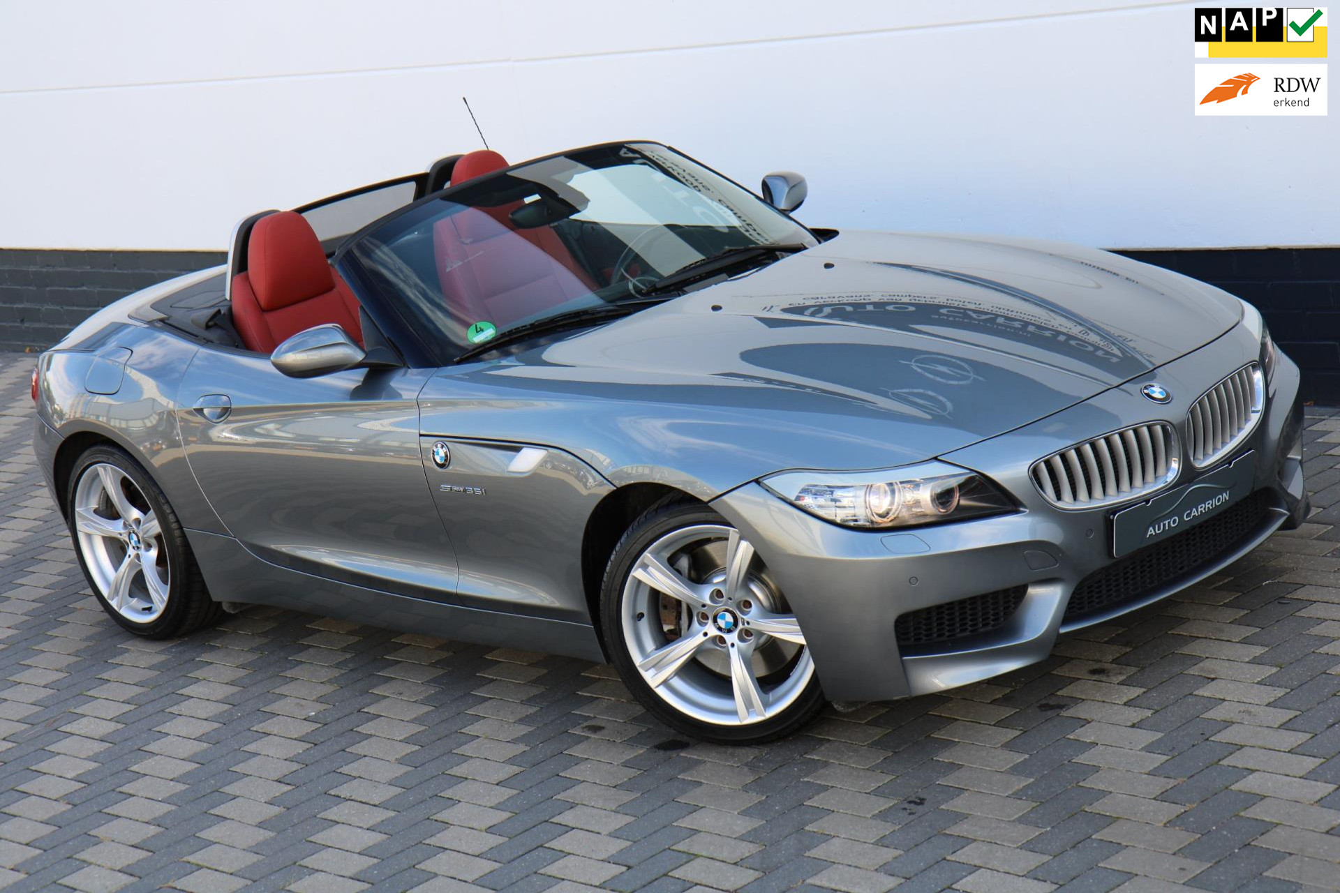 47494090-70.jpg