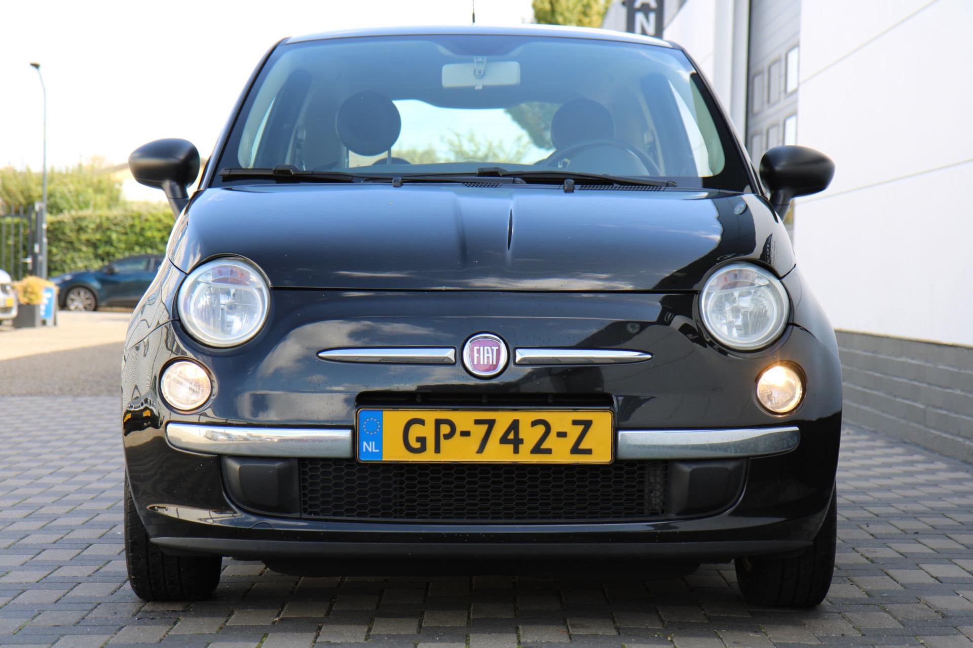 47635789-18.jpg