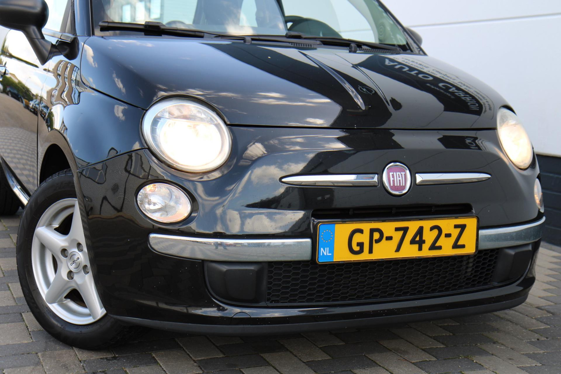 47635789-37.jpg