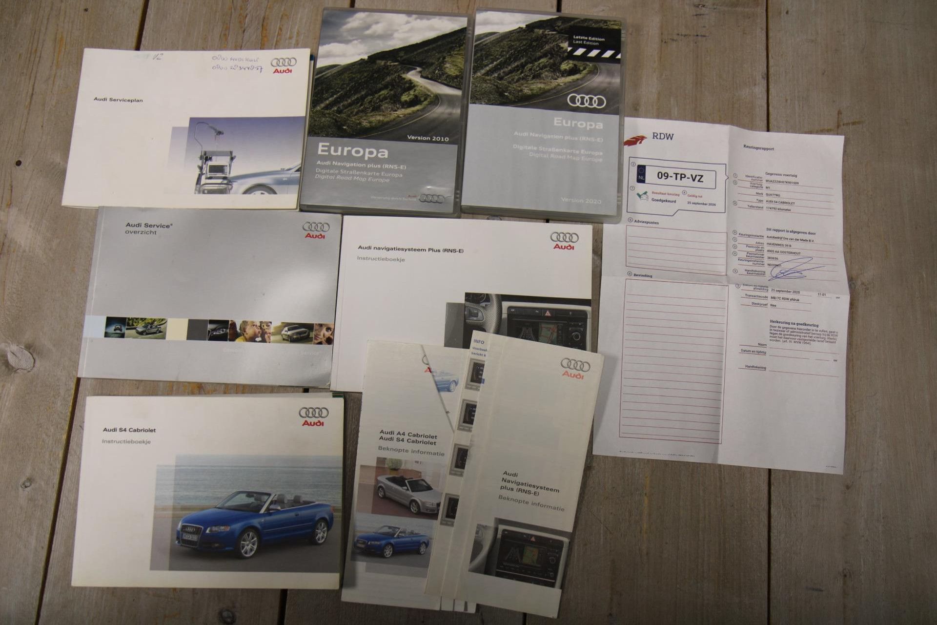 47767946-38.jpg