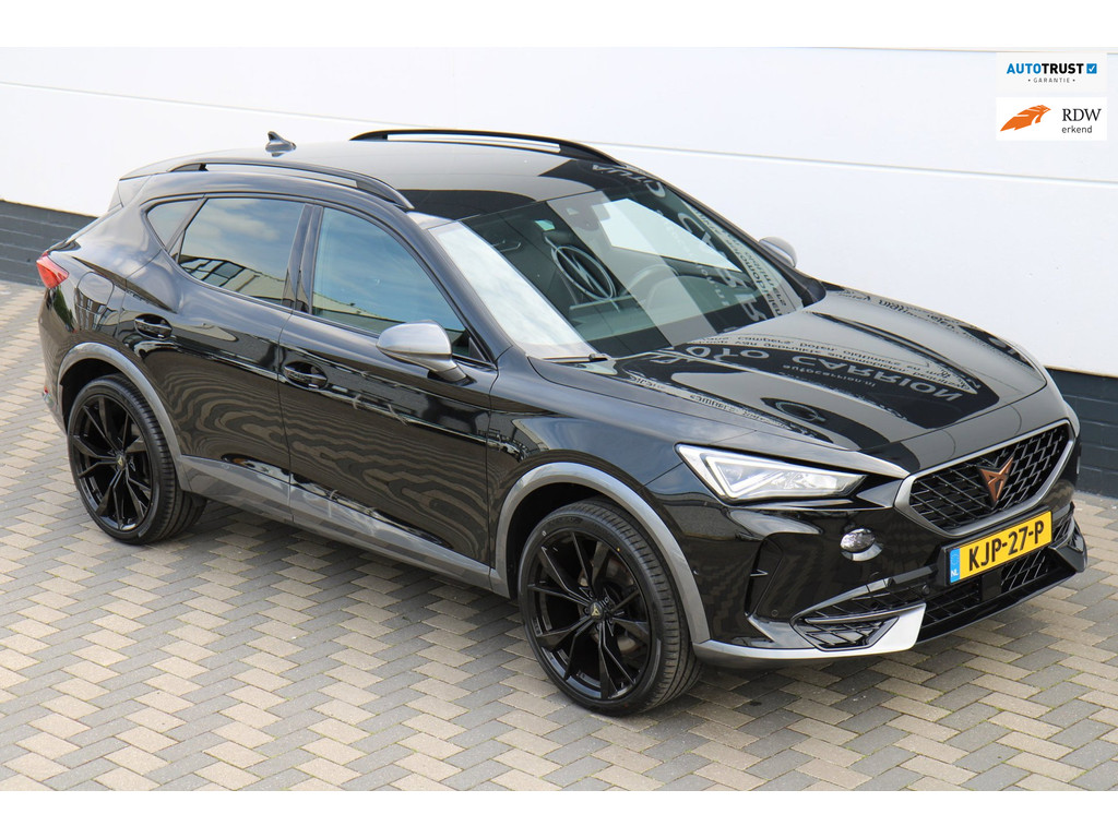 55632514-70.jpg