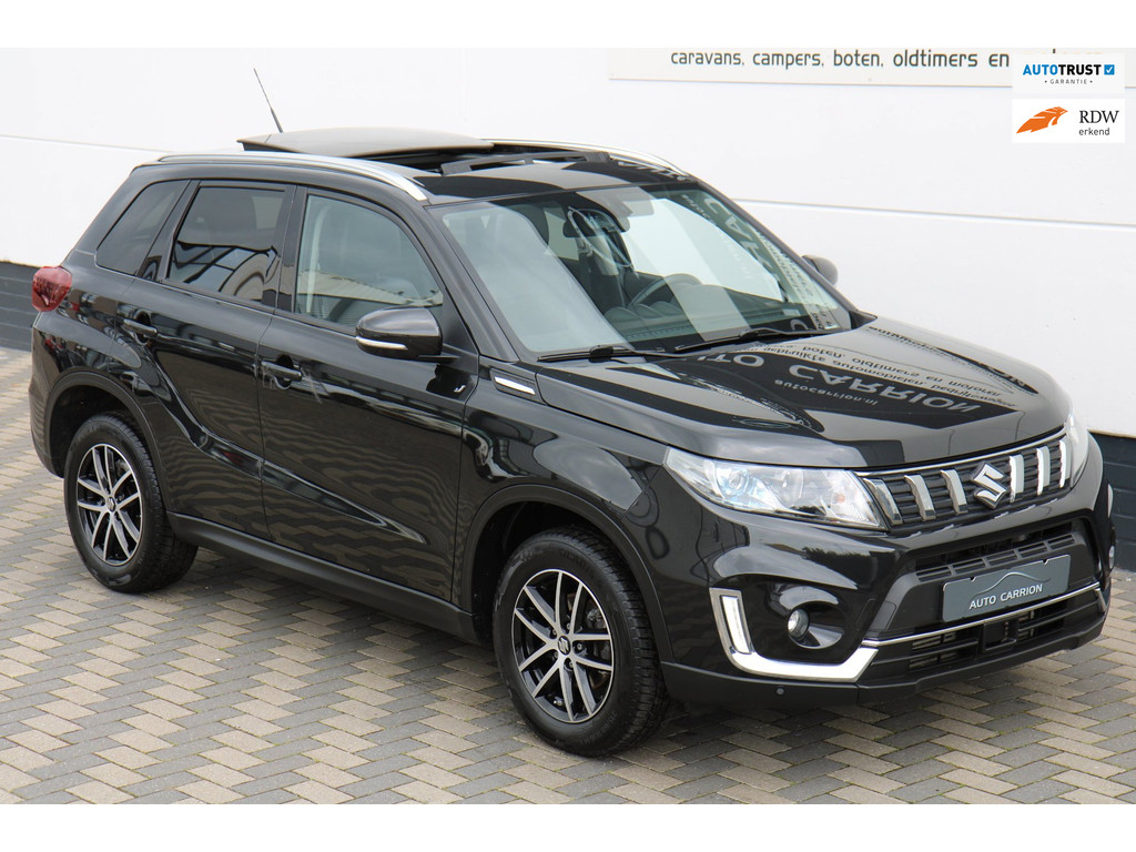 53523870-76.jpg