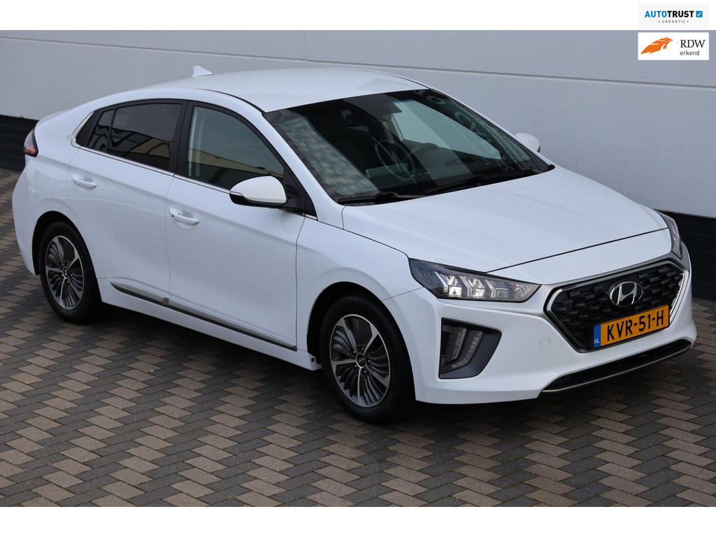 56605619-77.jpg